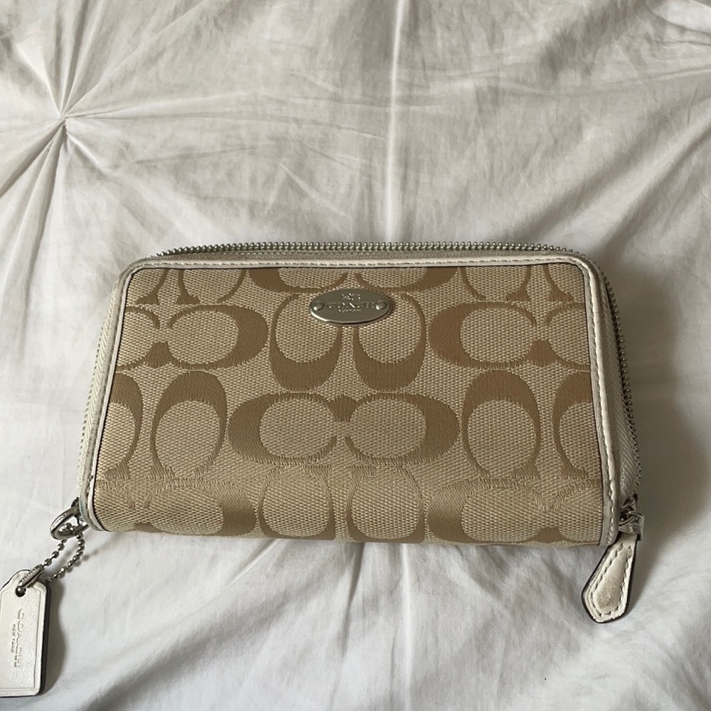 Coach wallet